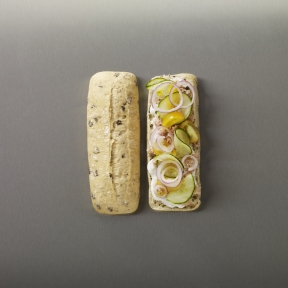 Хлеб для сэндвича с маслинами Bridor Франция, 100 г
